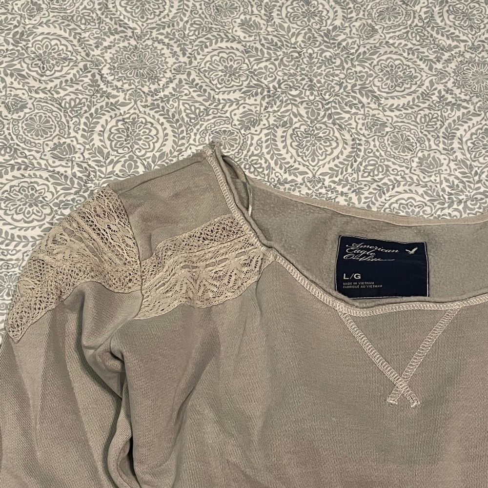 NWT American Eagle Crew Neck Sweatshirt - Picture 7 of 9